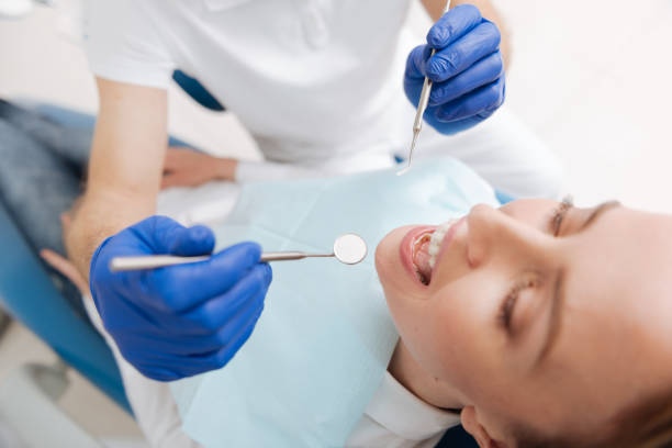 Best Tooth Extraction  in Maywood, IL